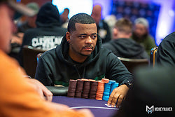 Hard Rock Casino Cincinnati - Main Event Day 2 Chip Counts & Table Draw